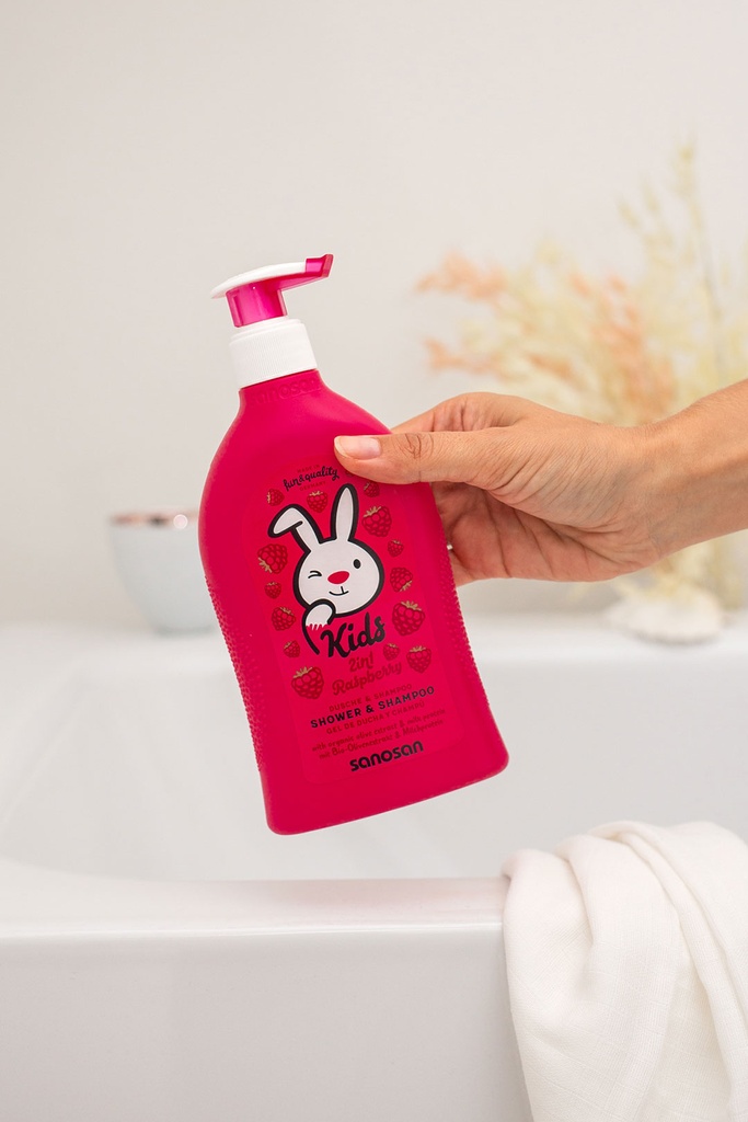 SANOSAN KIDS STRAWBERRY SHOWER & SHAMPOO 400 ML 